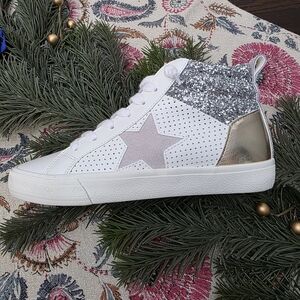 Vintage Havana Women's Lester Sneakers in White/Silver/Gold